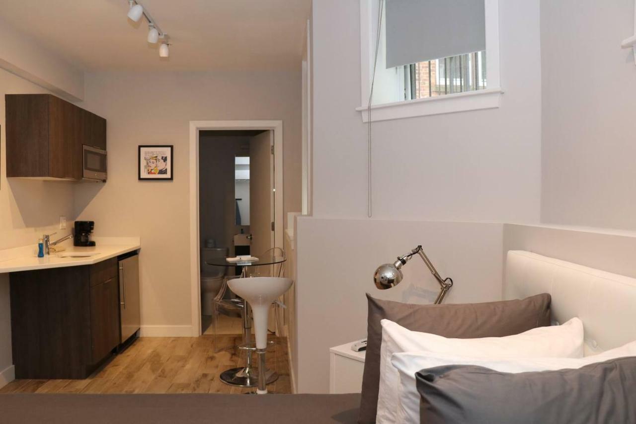 A Stylish Stay W/ A Queen Bed, Heated Floors.. #3 บรูคไลน์ ภายนอก รูปภาพ